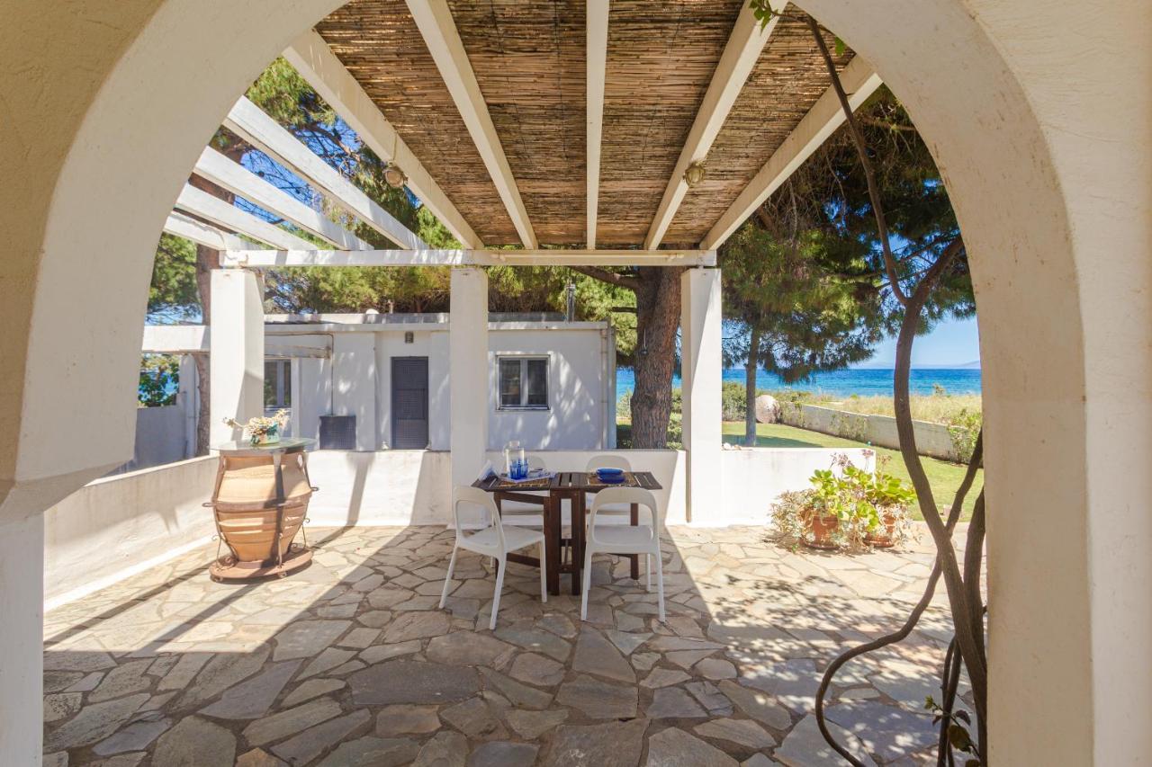 "Nirvana Seaside" By The Beach Nea Makri Exterior photo